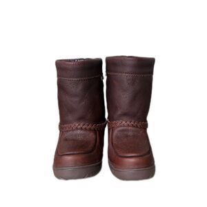 NWT Manitobah Mukluk Boots Waterproof Women's Size 8- New in Box